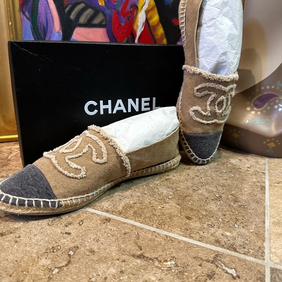 Chanel Black and tan canvas Espadrilles EU 39  Excellent condition - Picture 4 of 9